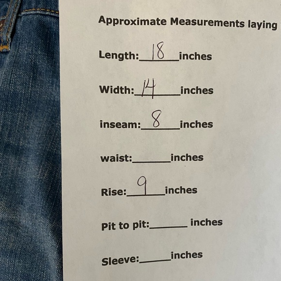 Jean Shorts- Mid rise, Distressed, Whiskering, Bermuda, Great Condition - Picture 7 of 7